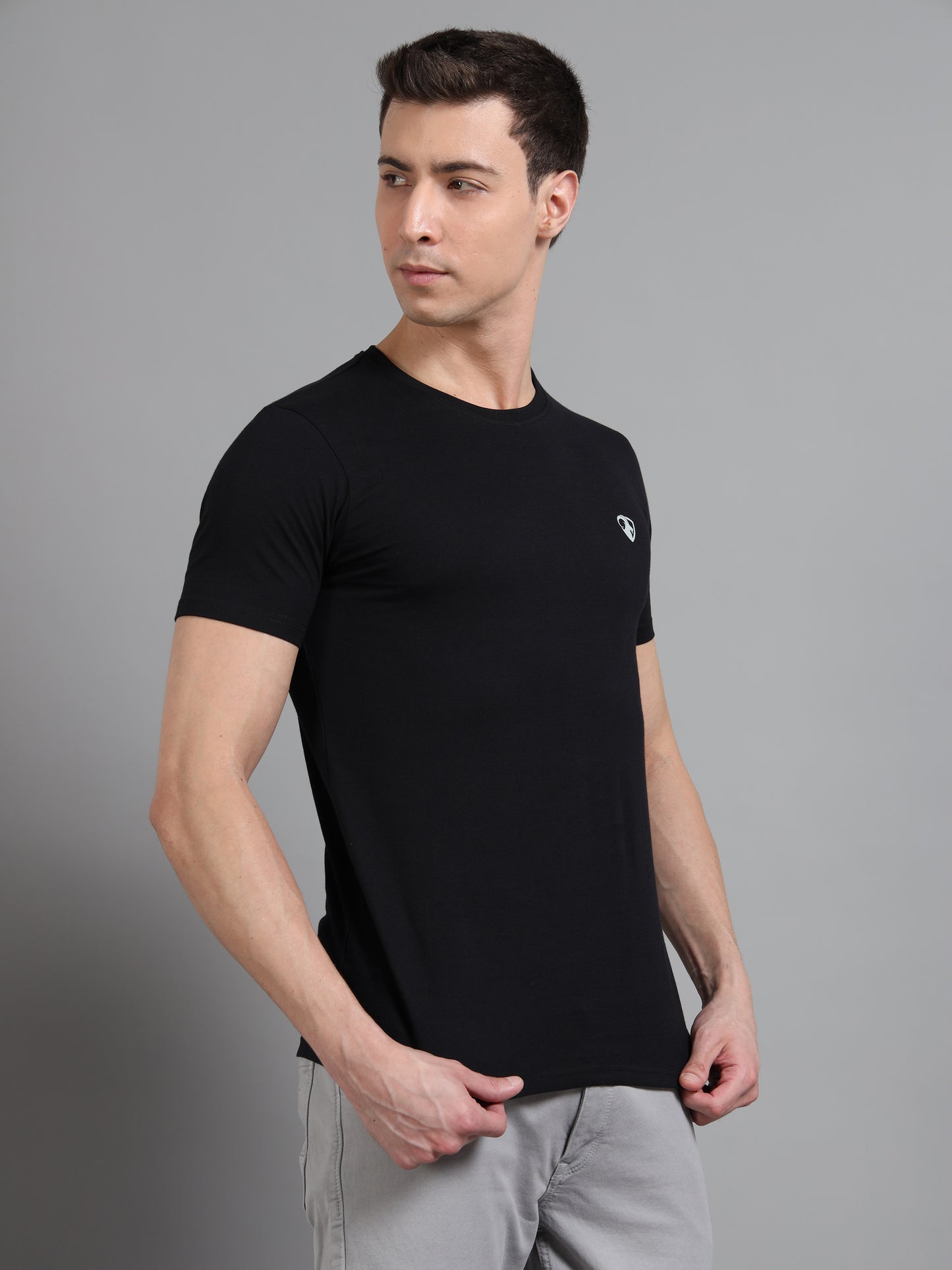 Black - Cotton Basic T-Shirt